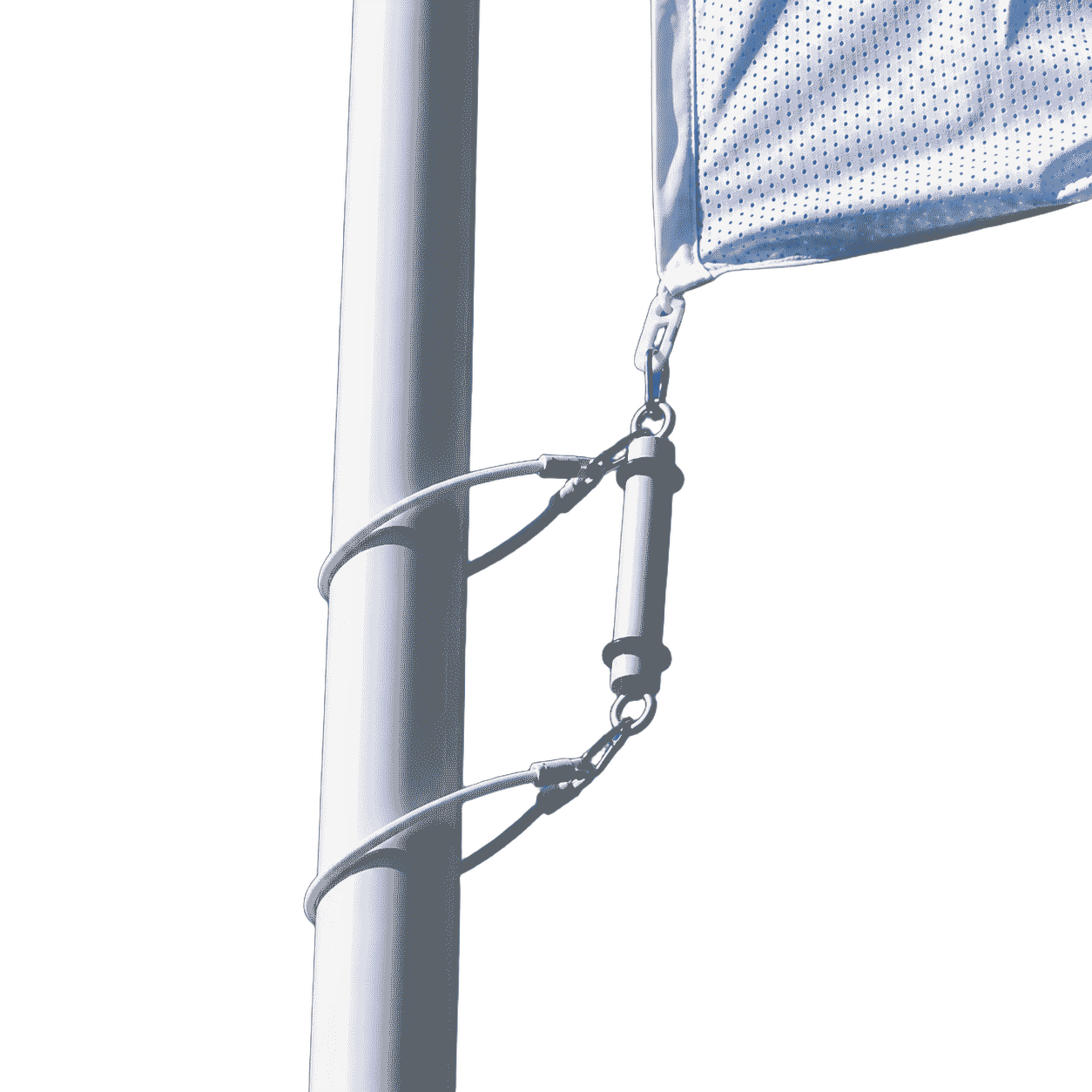 Weißer Fahnenmast mit aufgezogener Flagge vor hellem Himmel